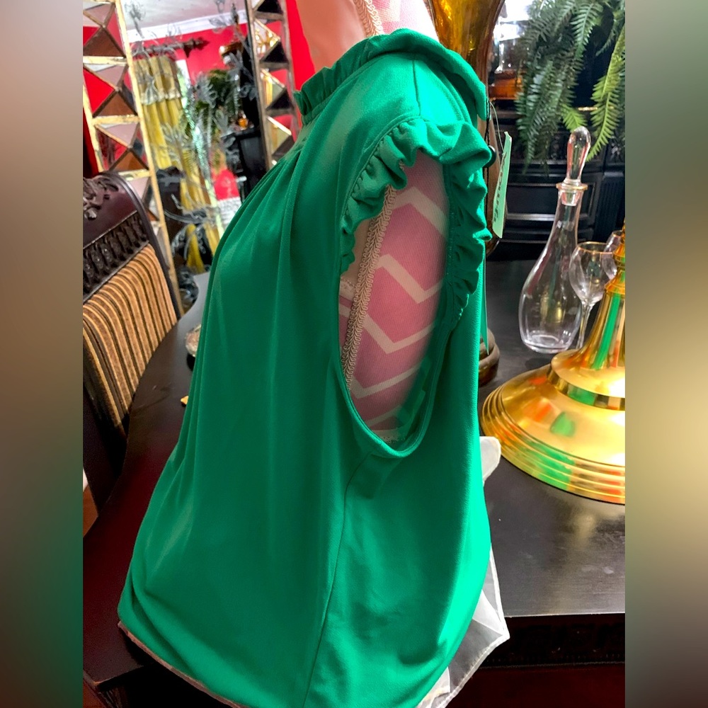 Green Short Sleeve Ruffle Blouse